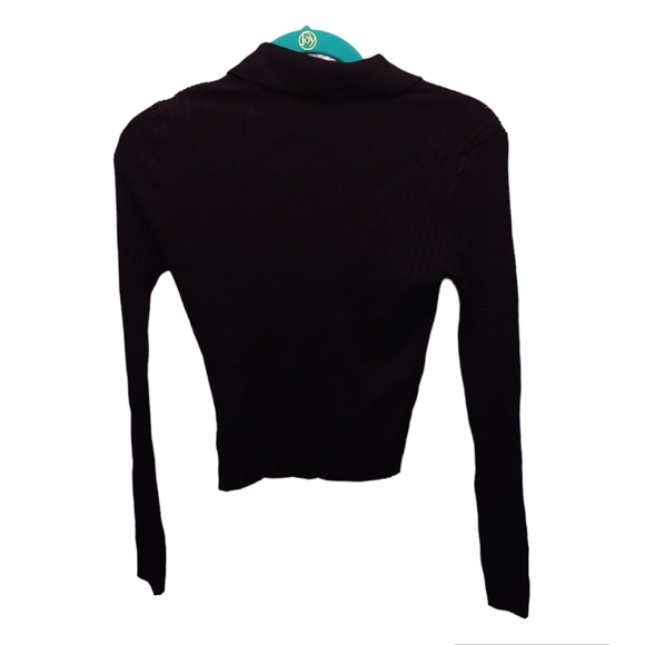 No boundaries Black shirt with zippers going up and down - Picture 2 of 2